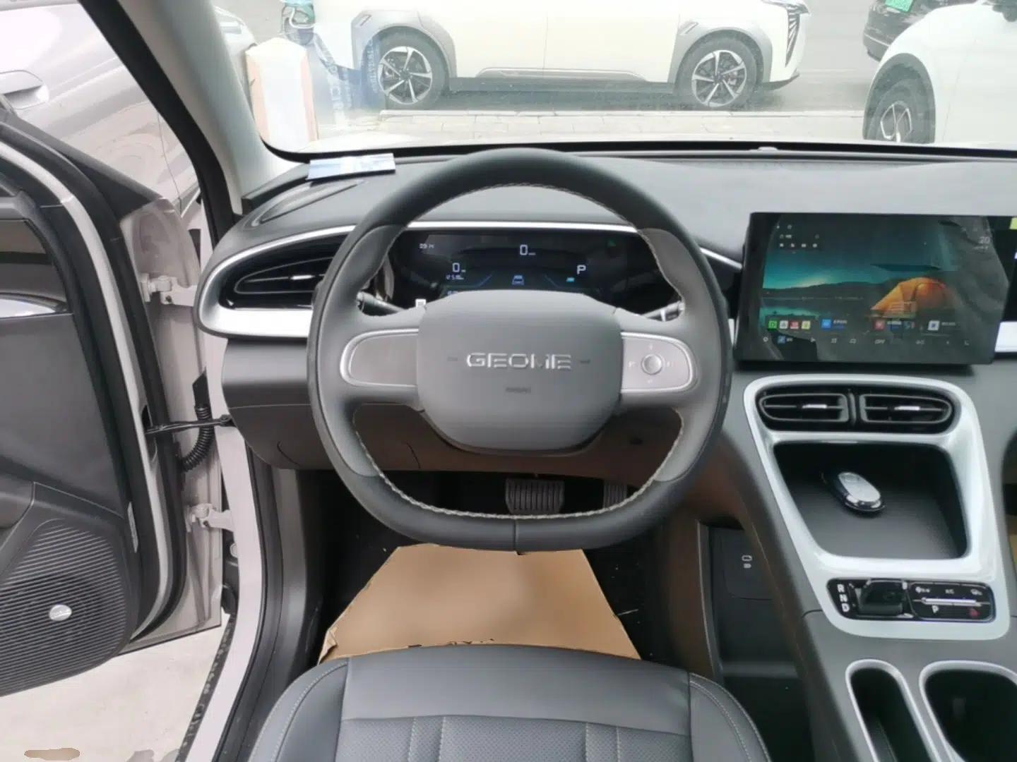 Geely Galaxy Geome 2026 Model 310km Youth Edition — миниатюра 13
