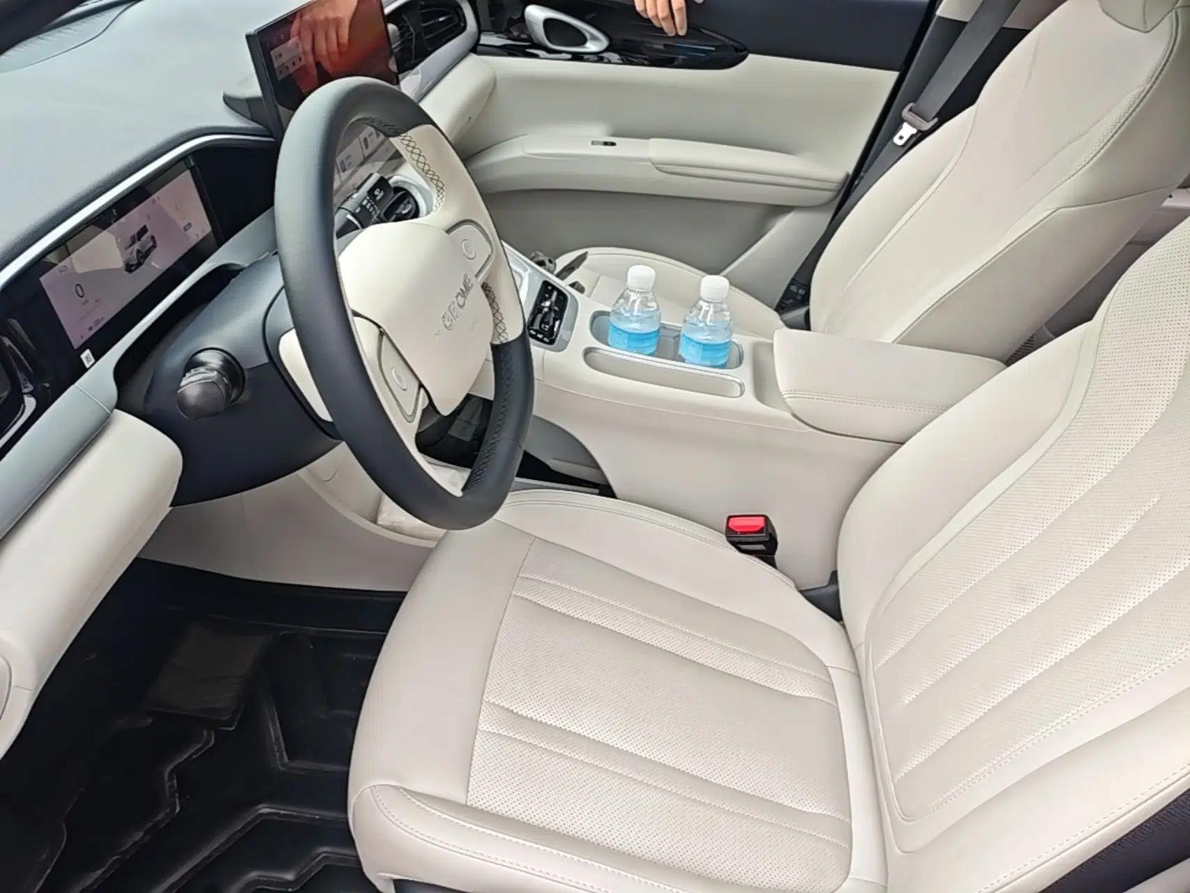 Geely Galaxy Geome 2026 Model 410km Exploration Edition — миниатюра 17