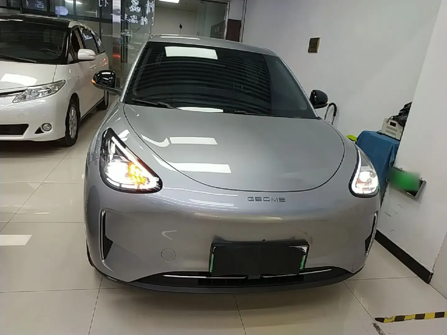 Geely Galaxy Geome 2025 UP 410km Exploration Edition — миниатюра 2