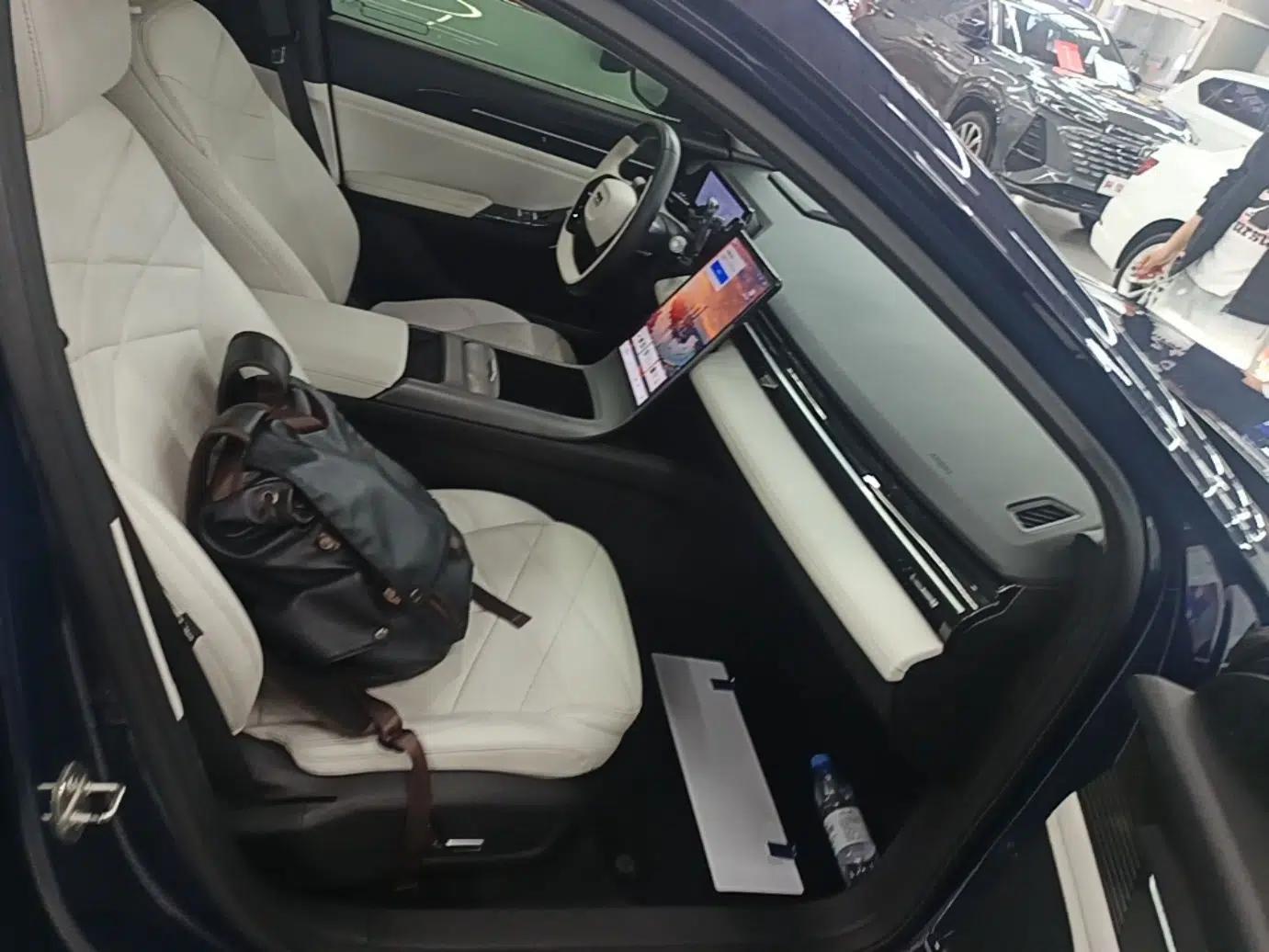 Geely Galaxy L6 2023 125km Starship — миниатюра 19