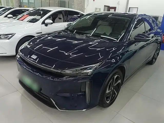 Geely Galaxy L6 2023 125km Starship