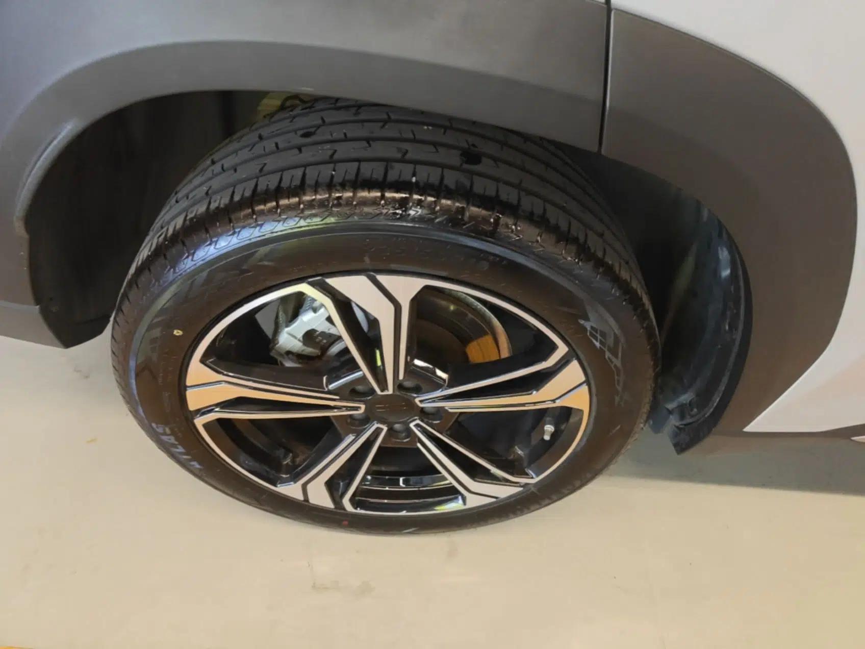 Geely Galaxy L7 2025 EM-i 115km Exploration+ Edition — миниатюра 11