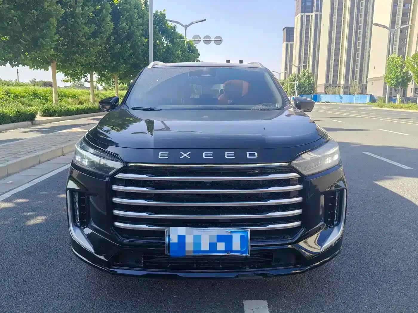 Starlight Moon 2026 400T 2WD Star Edition 7-Seater — миниатюра 2
