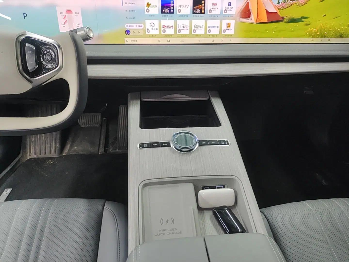 Geely Galaxy E8 2024 665 km Range Rear-Drive Starship Long-Range Version — миниатюра 16