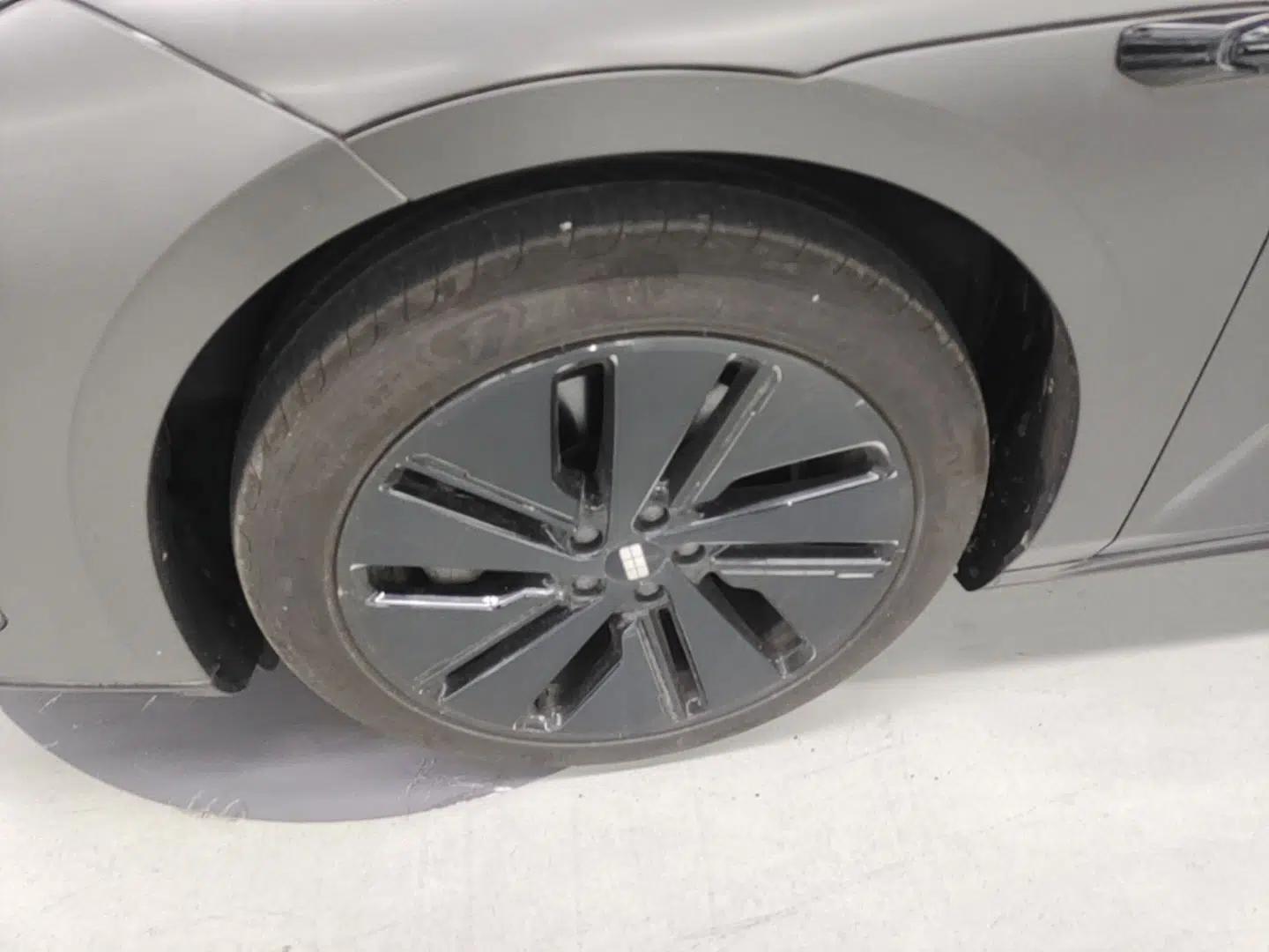 Geely Galaxy E8 2024 665 km Range Rear-Drive Starship Long-Range Version — миниатюра 10