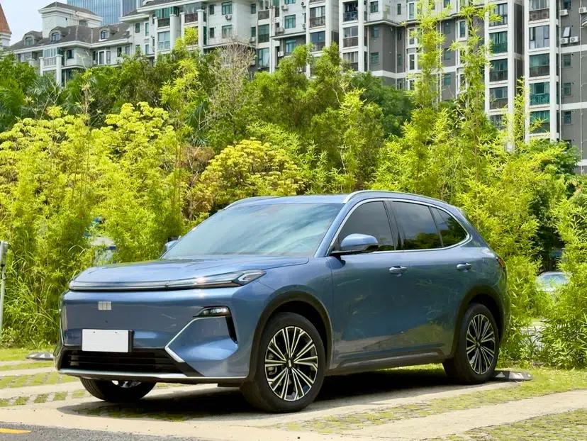 Geely Galaxy Xingjian 7 EM-i 2025 120km Navigator Edition — миниатюра 1