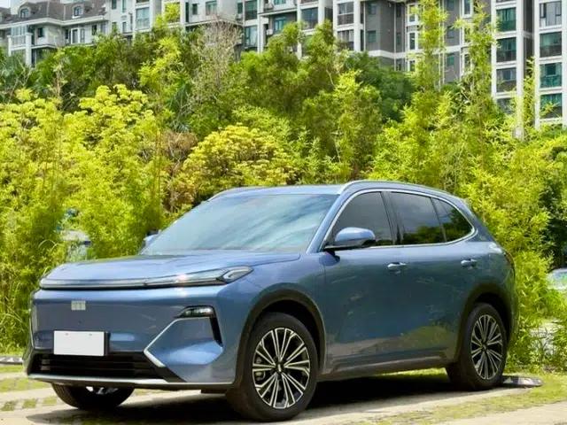 Geely Galaxy Xingjian 7 EM-i 2025 120km Navigator Edition