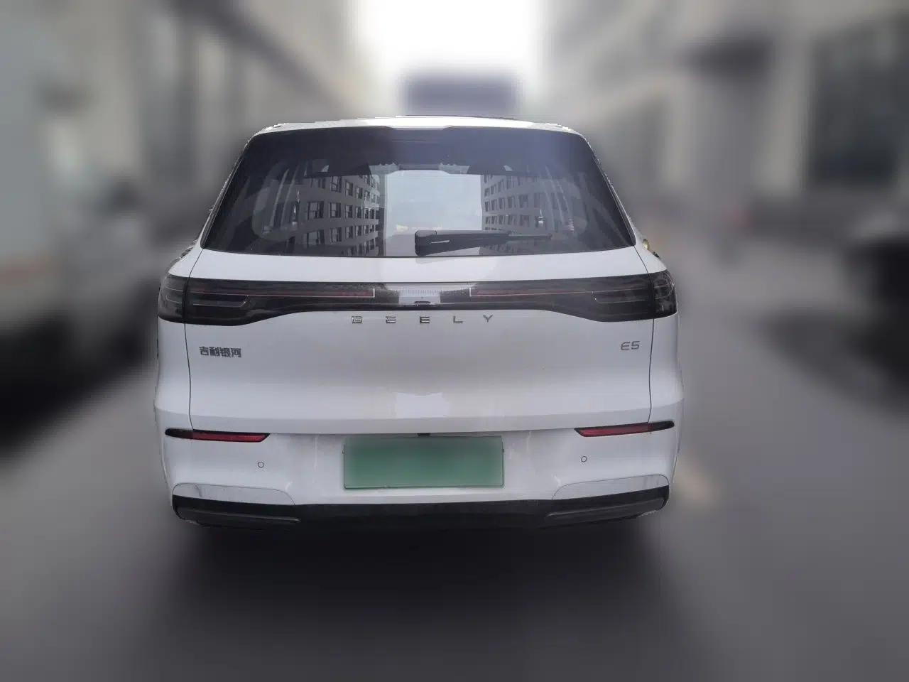 Geely Galaxy E5 2026 Model 530km Launch Edition — миниатюра 3
