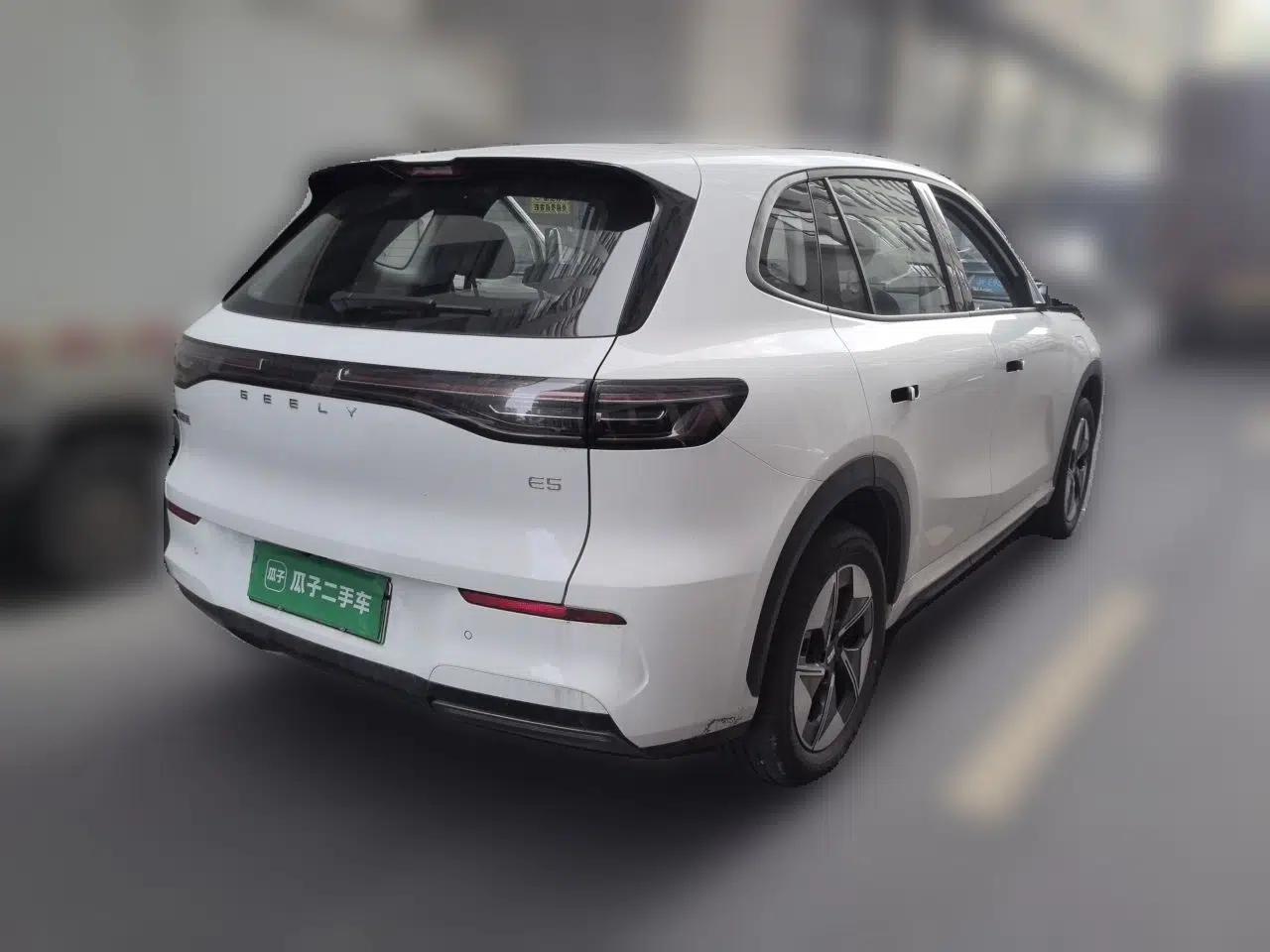 Geely Galaxy E5 2026 Model 530km Launch Edition — миниатюра 4