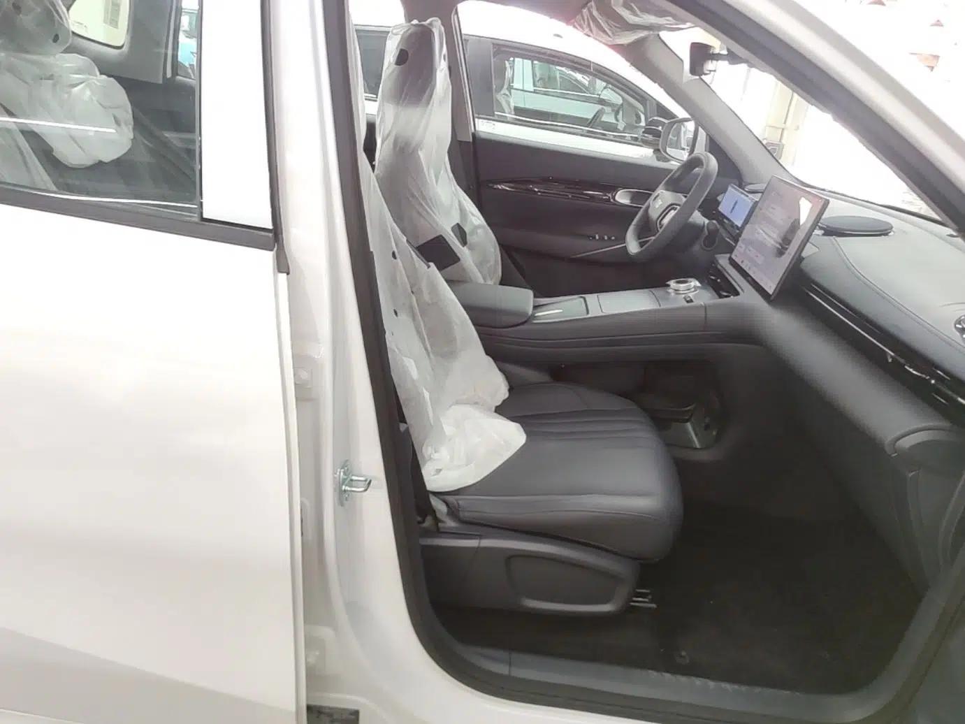 Geely Galaxy E5 2026 Model 530km Launch Edition — миниатюра 19