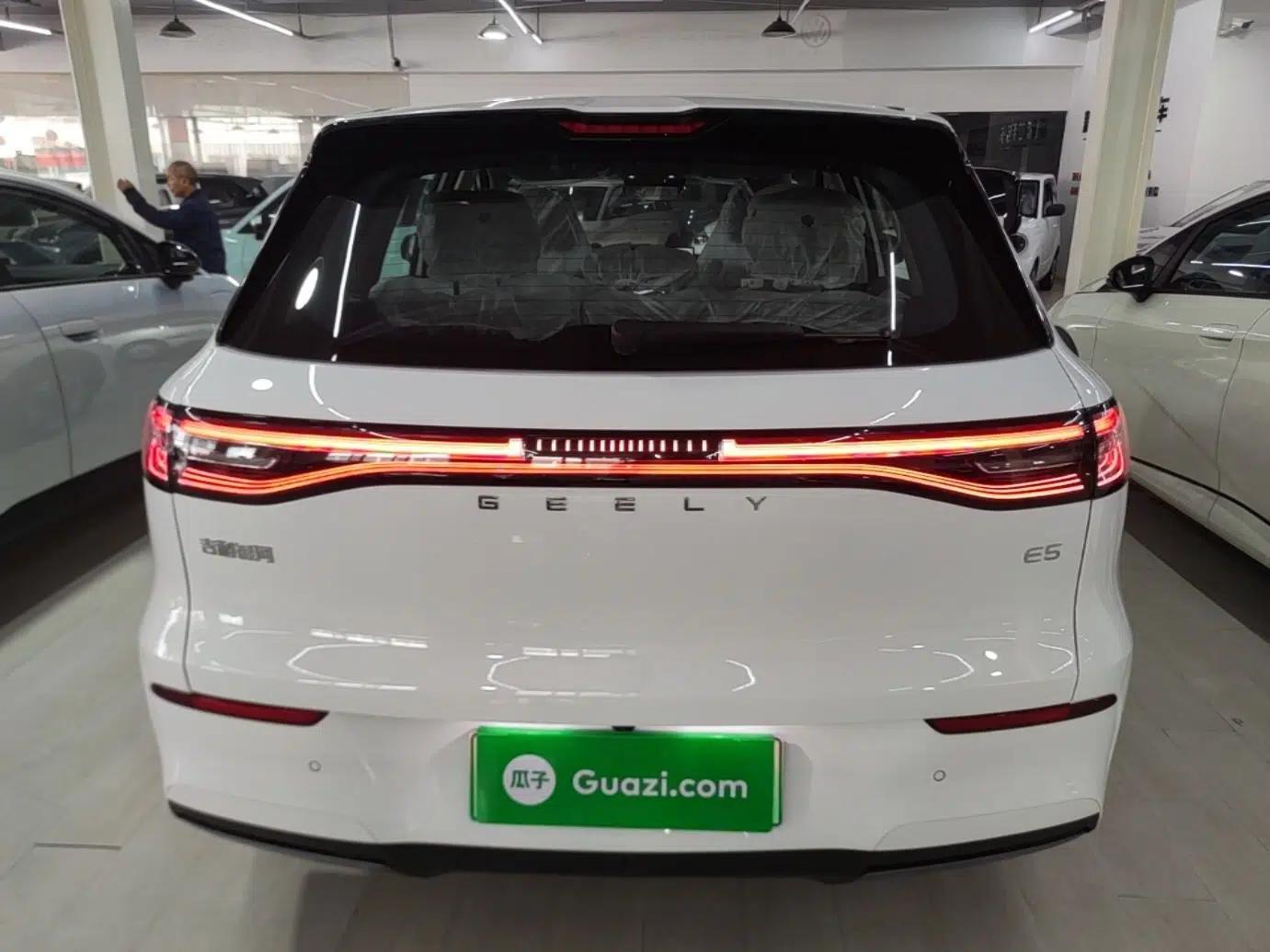 Geely Galaxy E5 2026 Model 530km Launch Edition — миниатюра 5