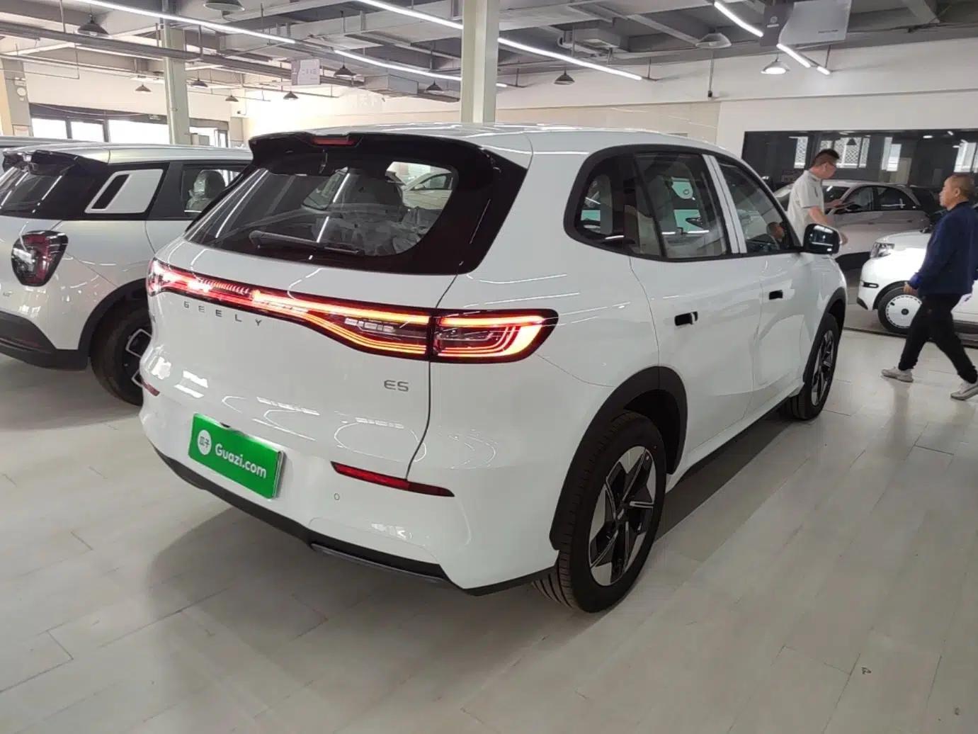 Geely Galaxy E5 2026 Model 530km Launch Edition — миниатюра 6
