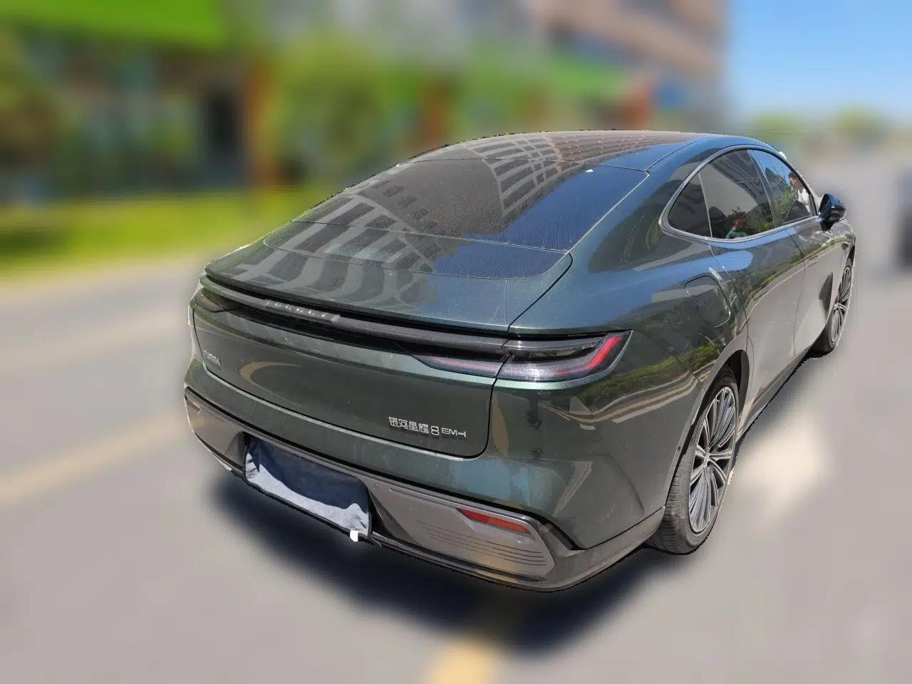 Geely Galaxy 8 2025 130km EM-i Flagship Edition — миниатюра 6