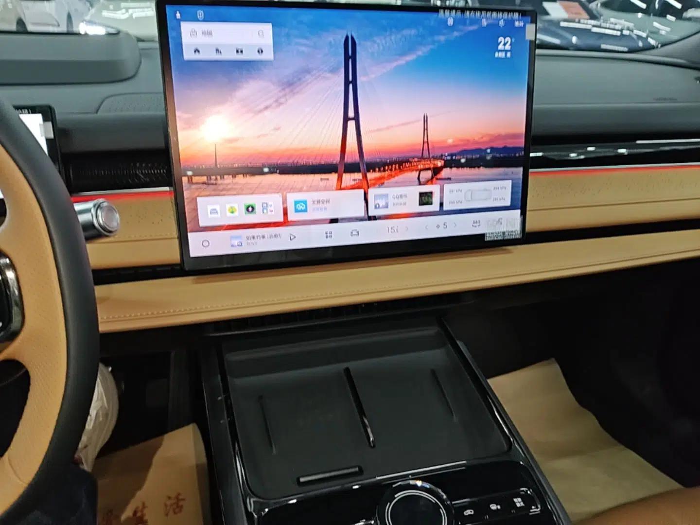 Geely Galaxy 8 2025 130km EM-P Starship Edition — миниатюра 20