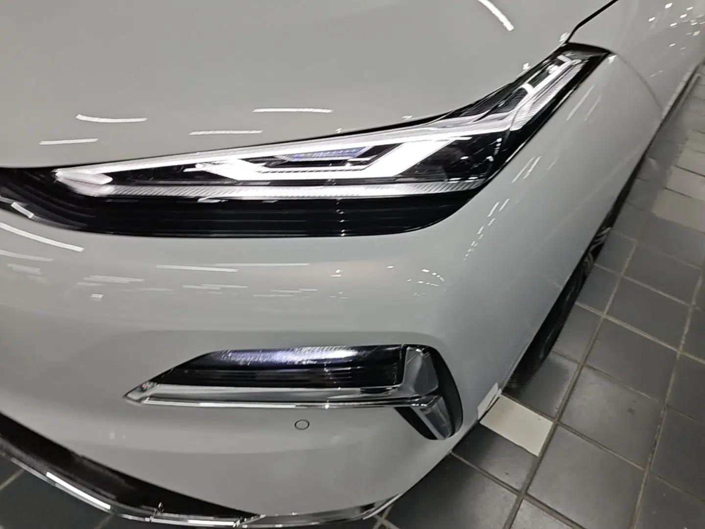 Geely Galaxy 8 2025 130km EM-P Starship Edition — миниатюра 8
