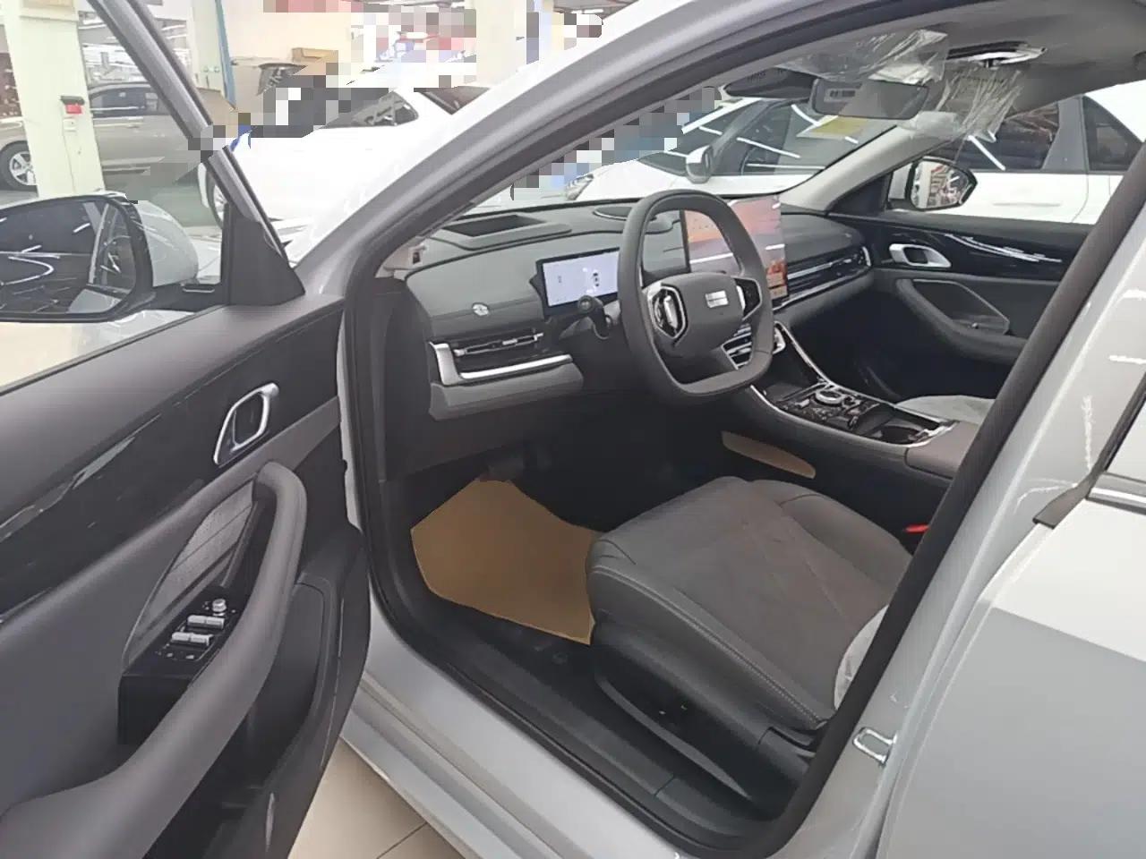 Geely Galaxy A7 2025 Model EM-i 150km Exploration+ Edition — миниатюра 23