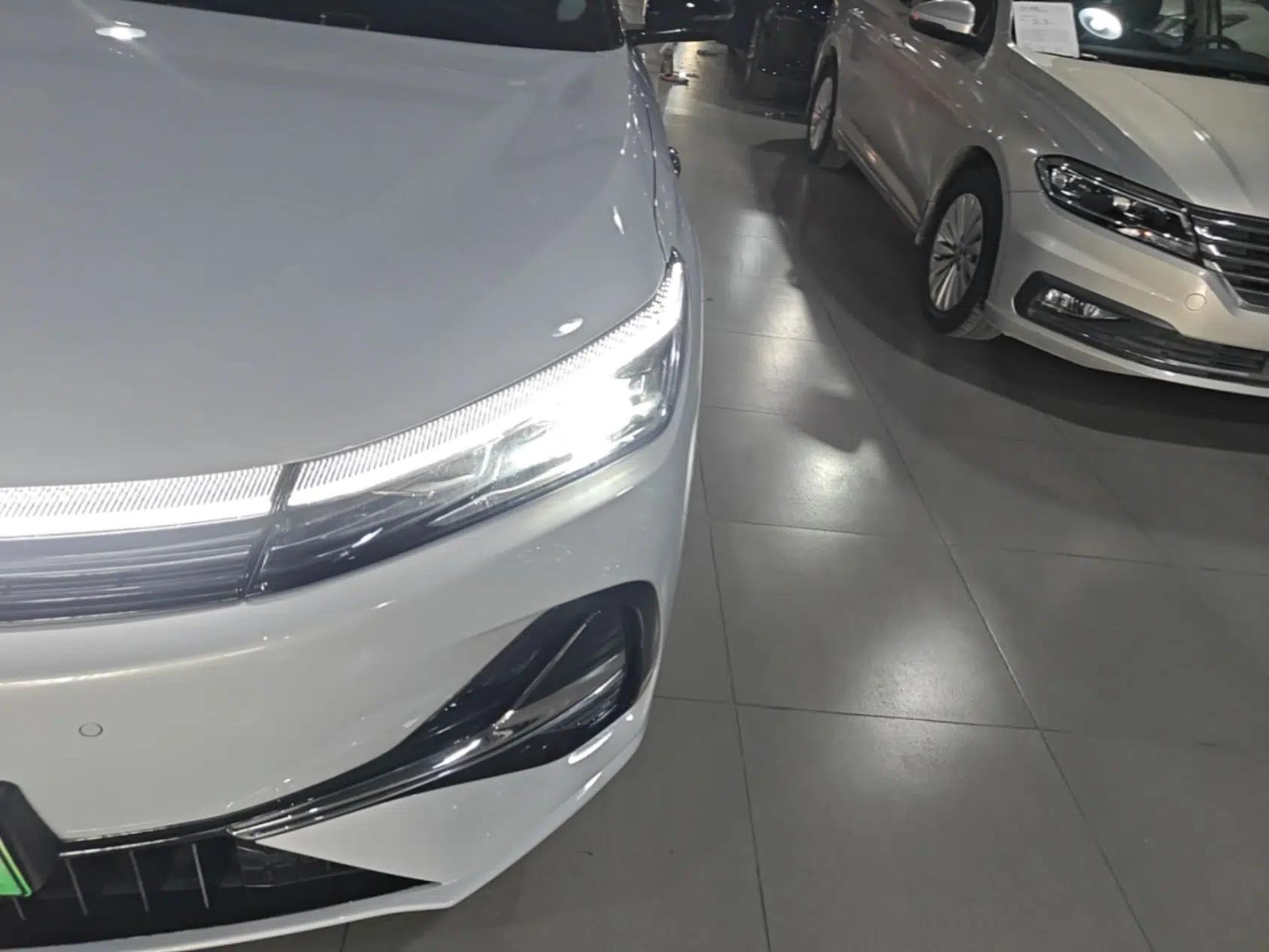 Geely Galaxy A7 2025 Model EM-i 150km Starship Edition — миниатюра 8
