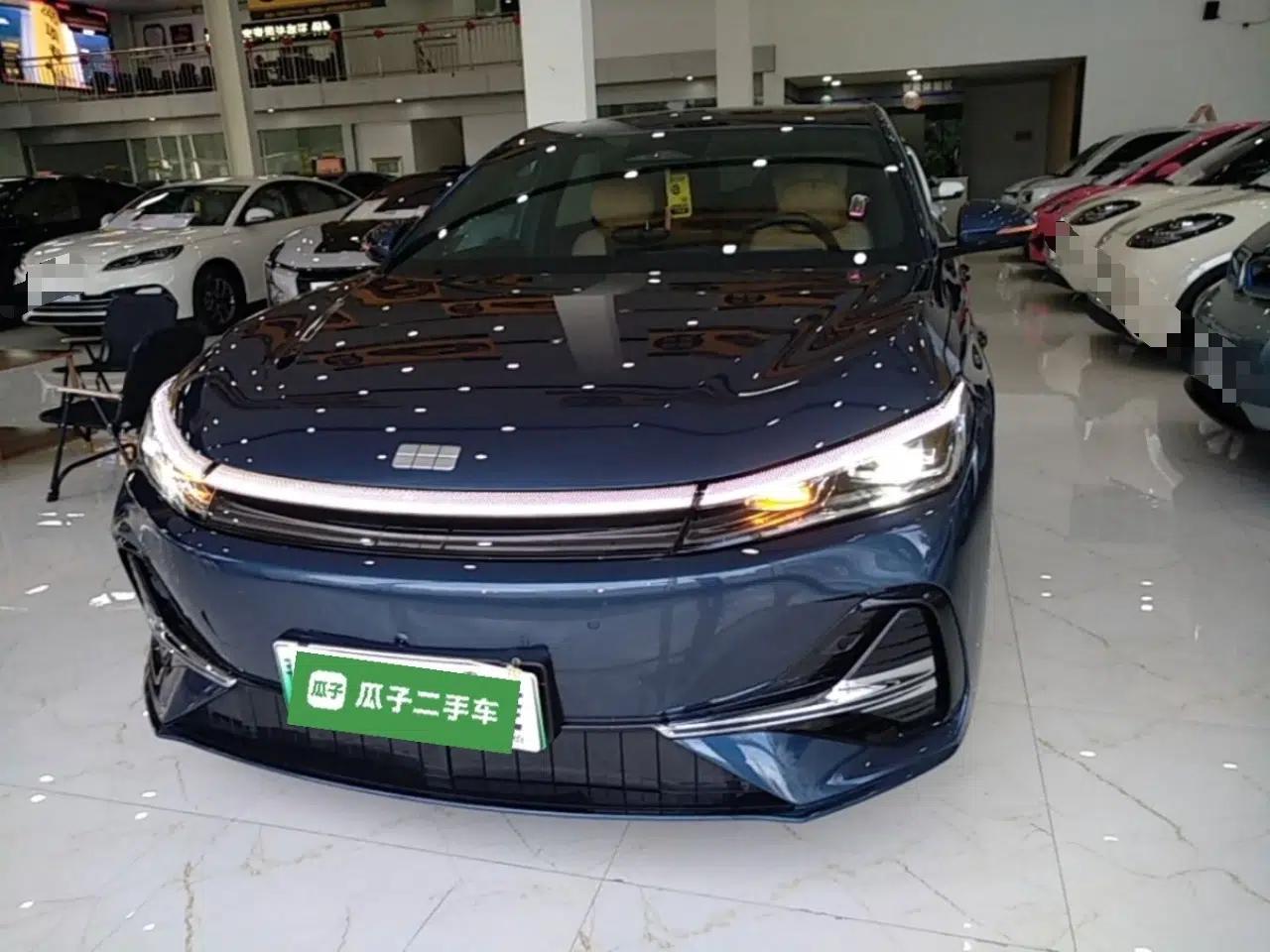 Geely Galaxy A7 2025 Model EM-i 150km Starship Edition — миниатюра 2