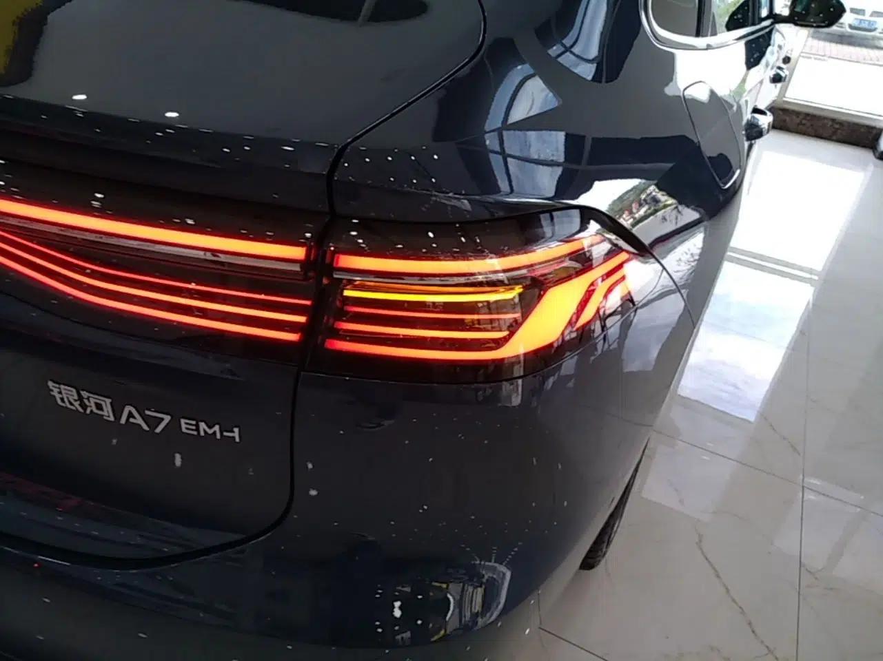 Geely Galaxy A7 2025 Model EM-i 150km Starship Edition — миниатюра 14