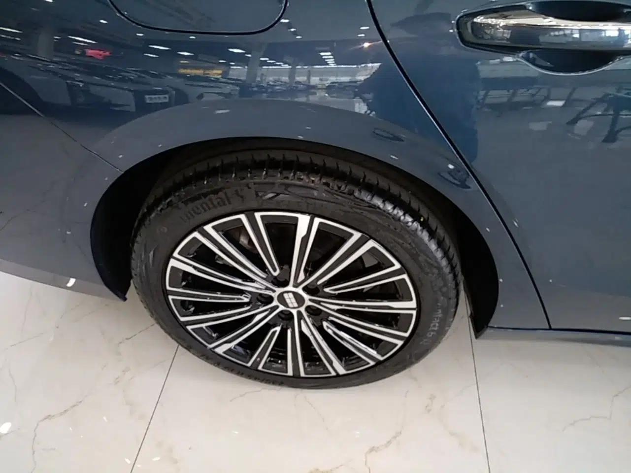 Geely Galaxy A7 2025 Model EM-i 150km Starship Edition — миниатюра 16
