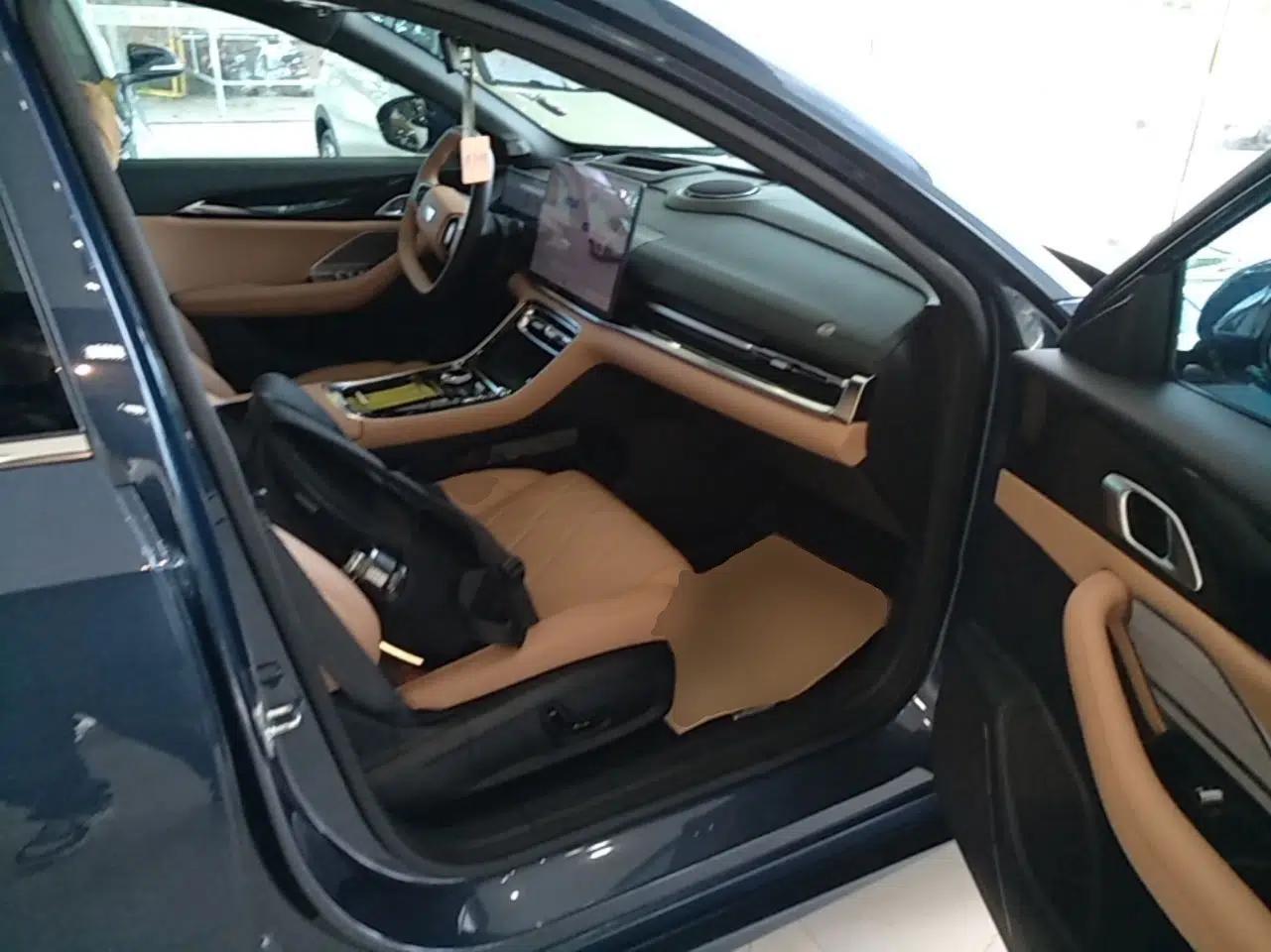 Geely Galaxy A7 2025 Model EM-i 150km Starship Edition — миниатюра 24