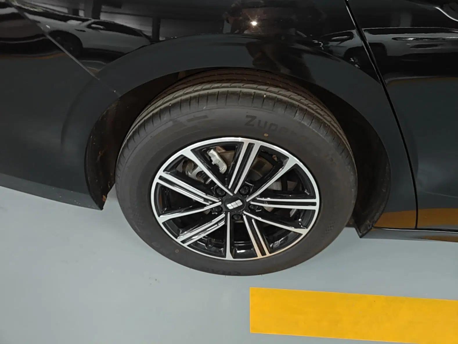 Geely Galaxy A7 2025 Model EM-i 70km Luxury Edition — миниатюра 11