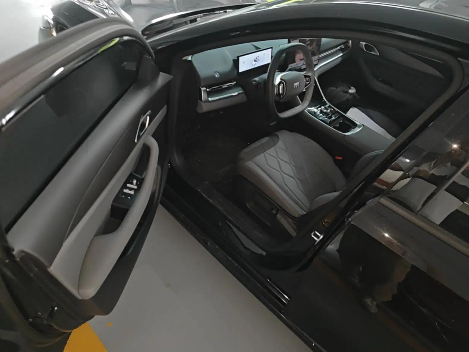 Geely Galaxy A7 2025 Model EM-i 70km Luxury Edition — миниатюра 18