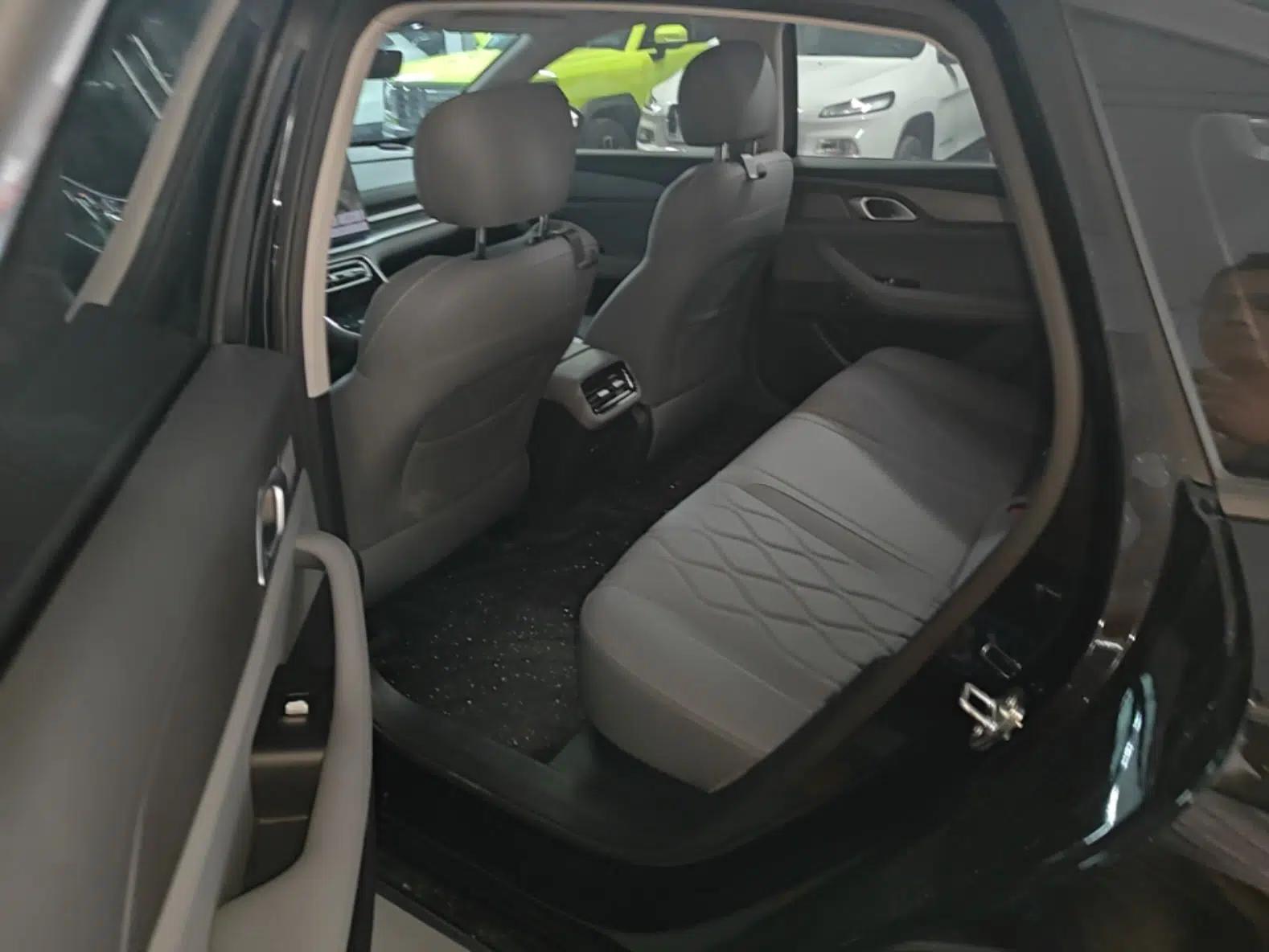 Geely Galaxy A7 2025 Model EM-i 70km Luxury Edition — миниатюра 20