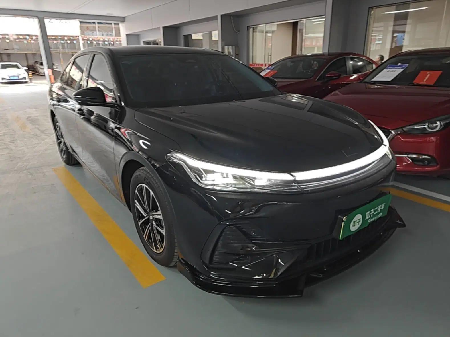 Geely Galaxy A7 2025 Model EM-i 70km Luxury Edition — миниатюра 3