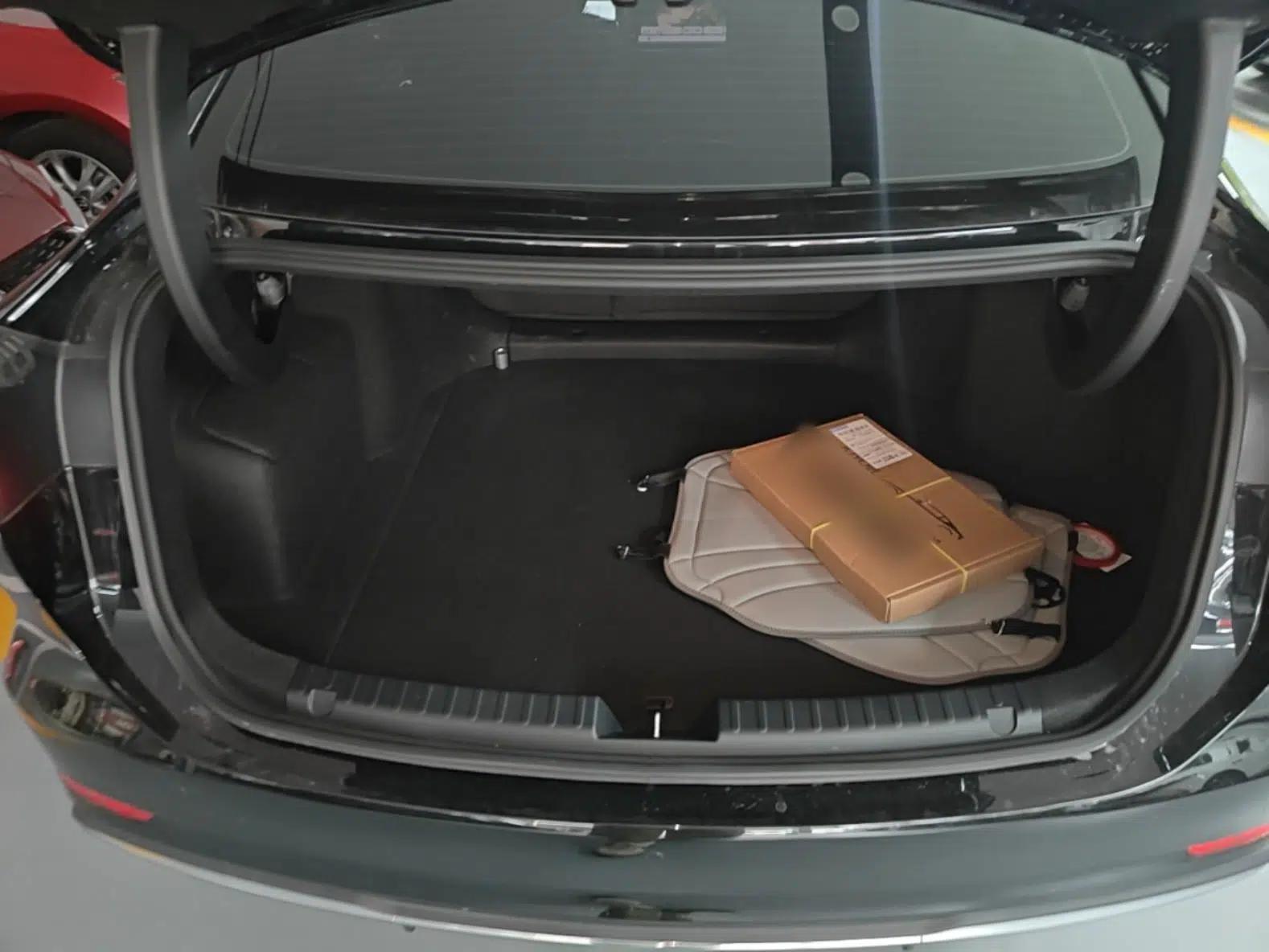 Geely Galaxy A7 2025 Model EM-i 70km Luxury Edition — миниатюра 22