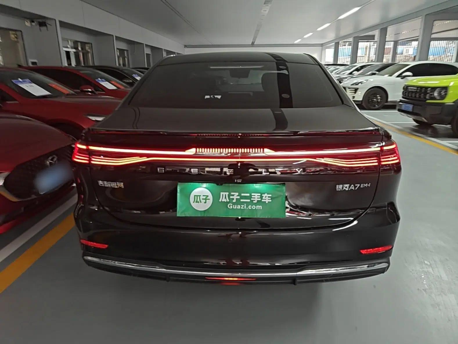 Geely Galaxy A7 2025 Model EM-i 70km Luxury Edition — миниатюра 5