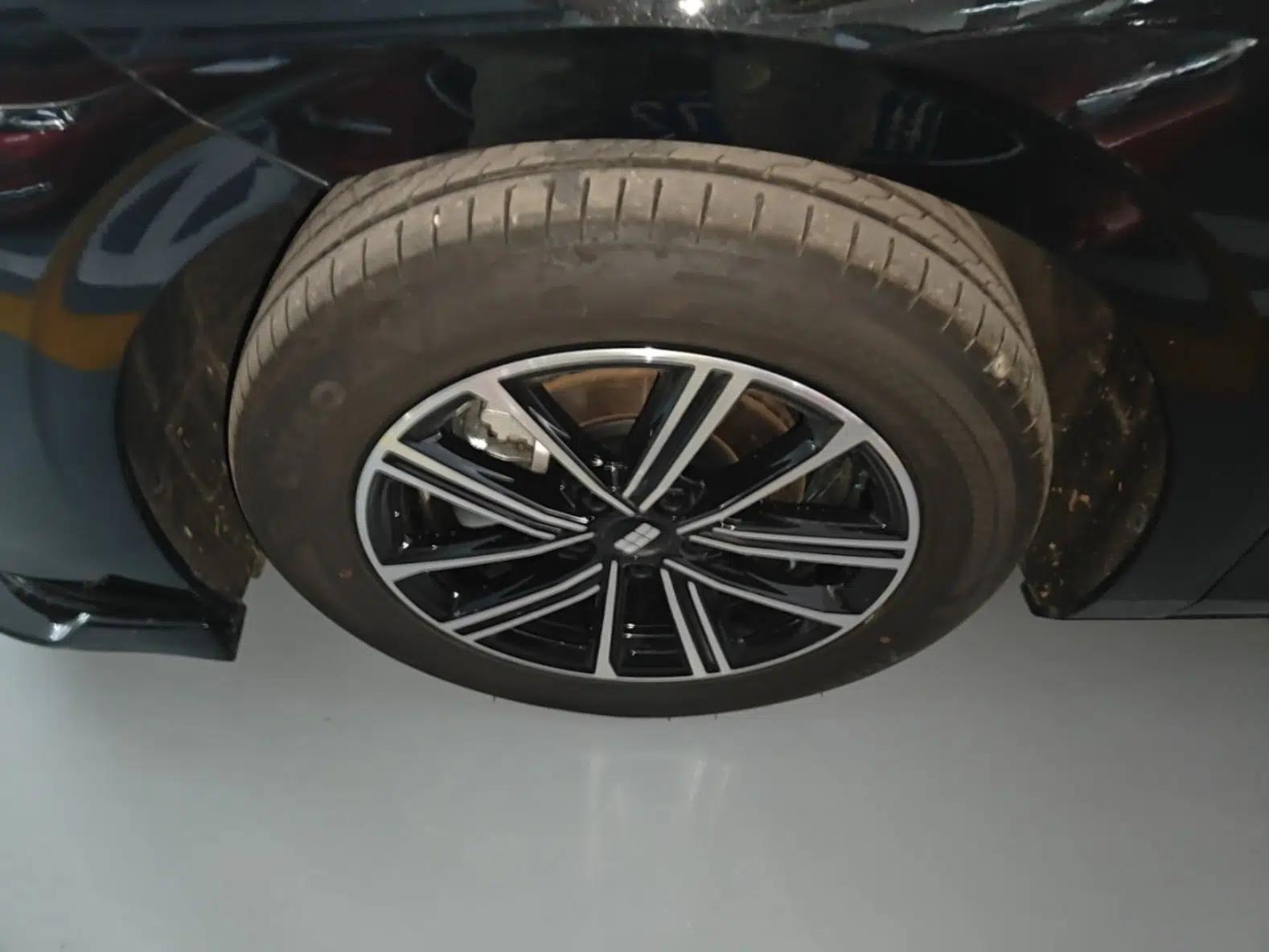 Geely Galaxy A7 2025 Model EM-i 70km Luxury Edition — миниатюра 10