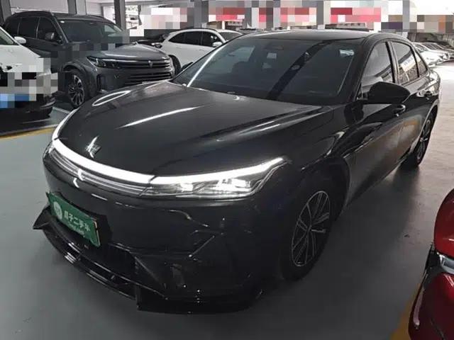 Geely Galaxy A7 2025 Model EM-i 70km Luxury Edition