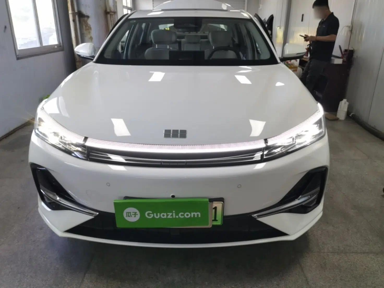 Geely Galaxy A7 2025 Model EM-i 150km Starship Edition — миниатюра 2