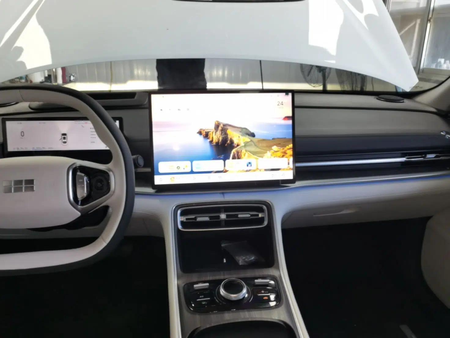 Geely Galaxy A7 2025 Model EM-i 150km Starship Edition — миниатюра 20