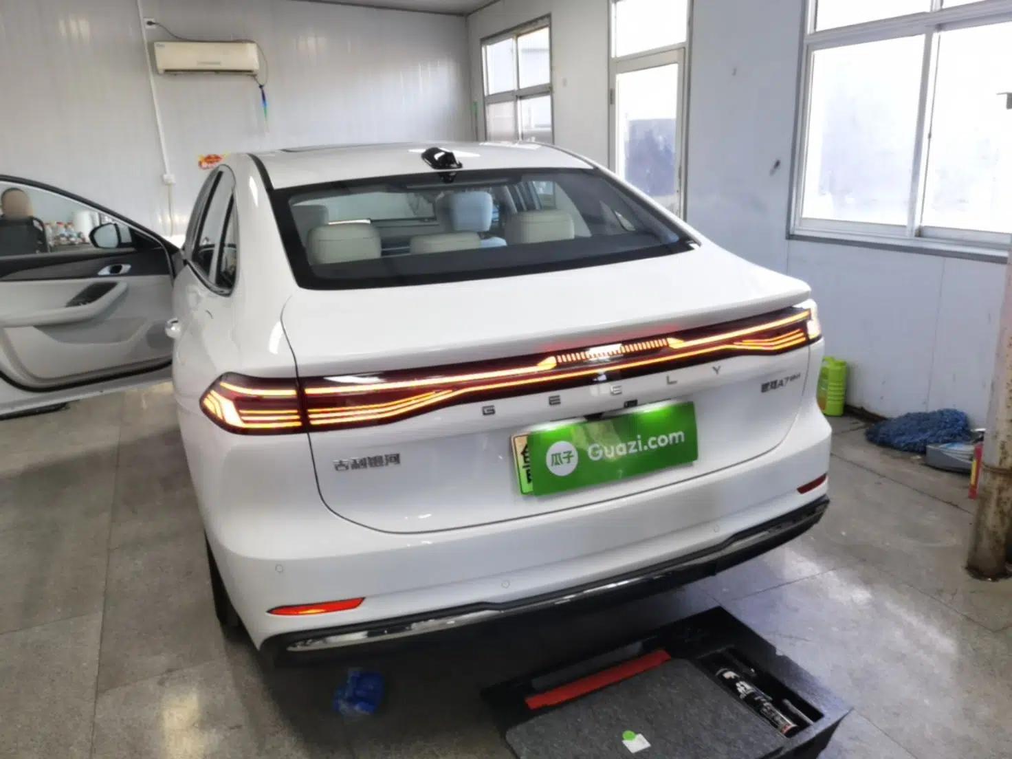 Geely Galaxy A7 2025 Model EM-i 150km Starship Edition — миниатюра 5
