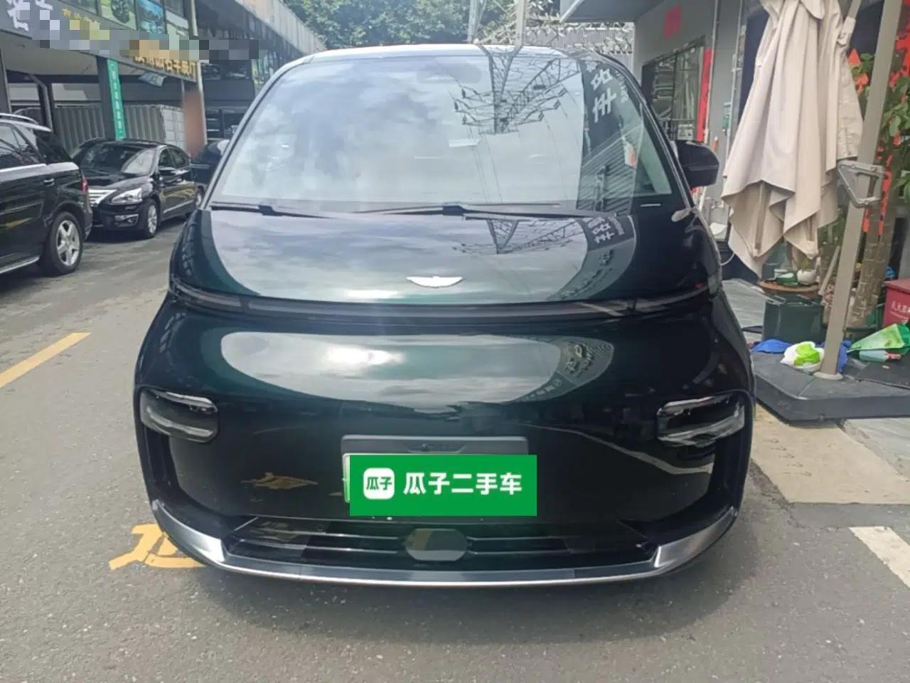 Geely Galaxy LEVC L380 2024 140-Degree 6-Seater All-Wheel-Drive Ultra — миниатюра 2