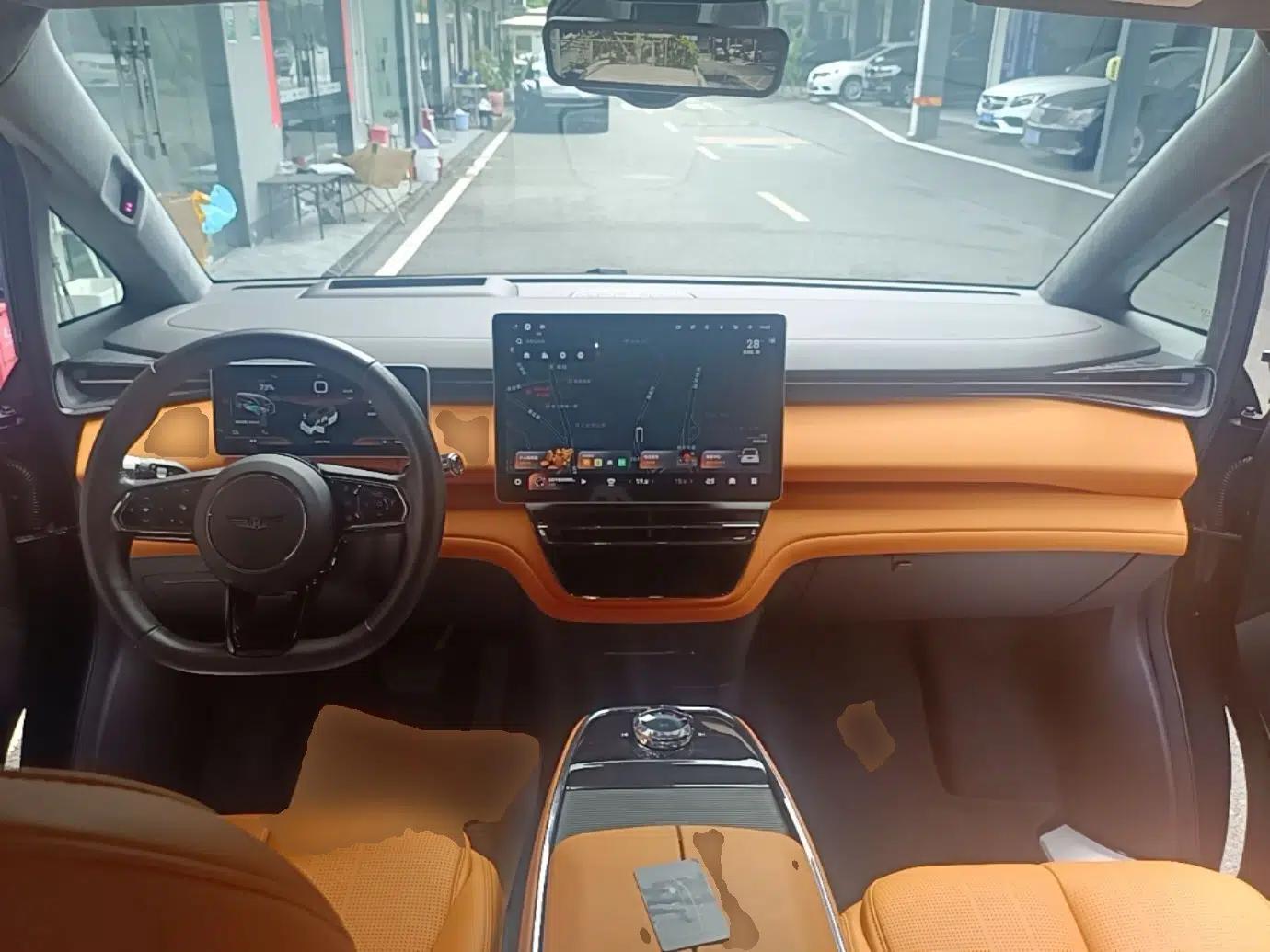 Geely Galaxy LEVC L380 2024 140-Degree 6-Seater All-Wheel-Drive Ultra — миниатюра 19