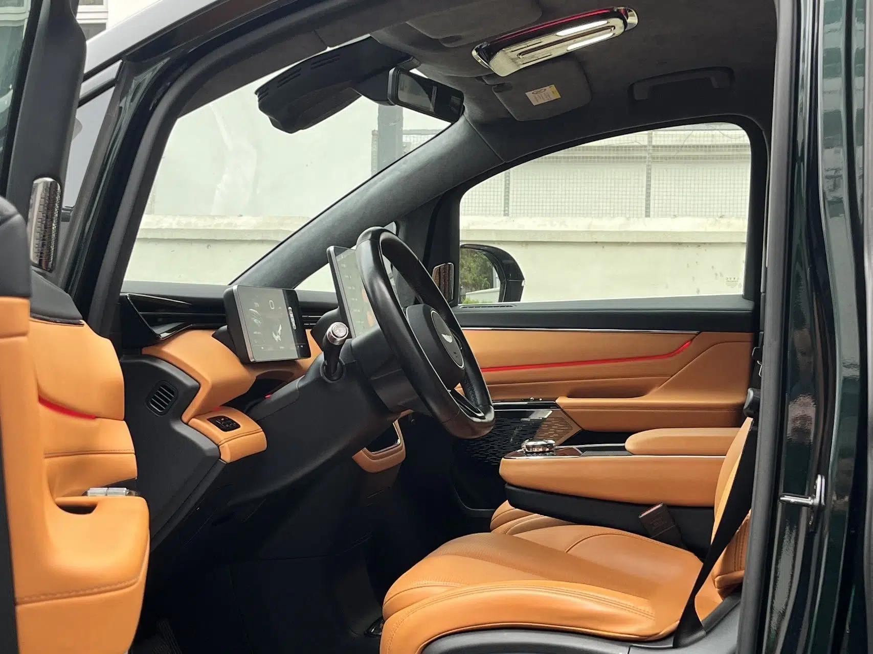 Geely Galaxy LEVC L380 2024 140-Degree 6-Seater All-Wheel-Drive Ultra — миниатюра 38