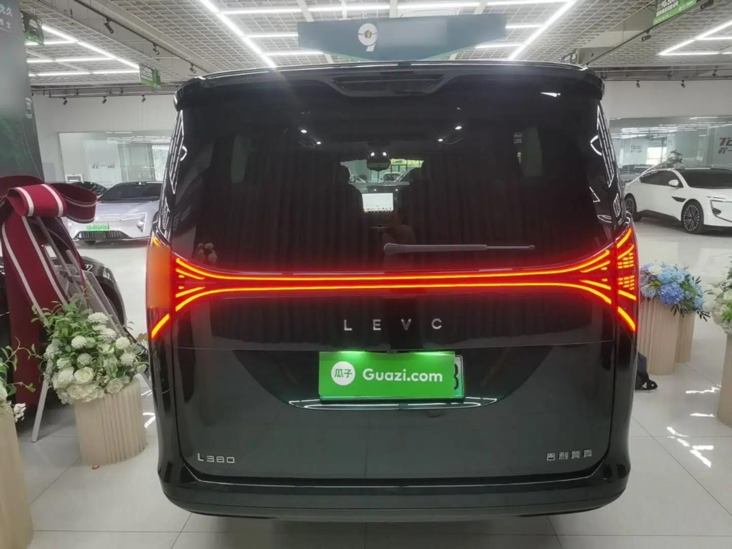Geely Galaxy LEVC L380 2024 116 Degrees 6 Seats Two-Wheel Drive Pro — миниатюра 5