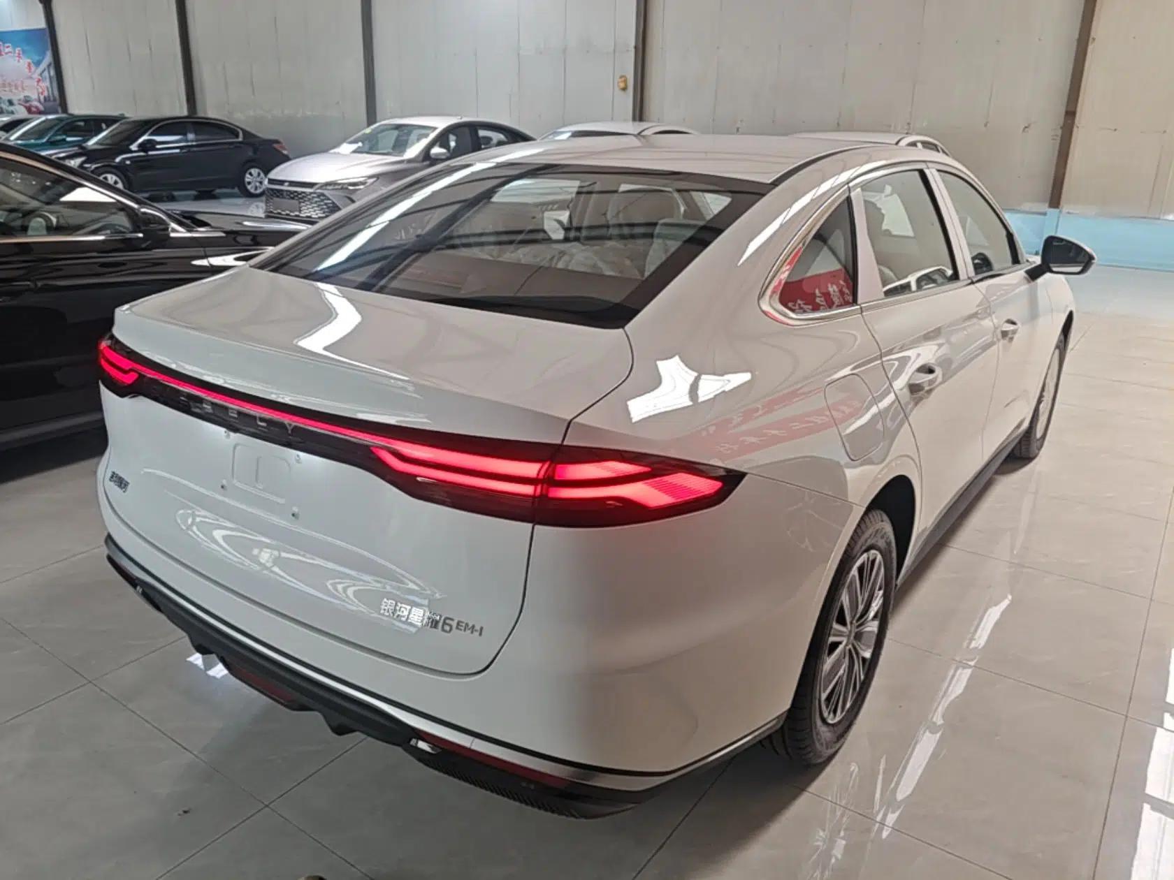 Geely Galaxy Stellar 6 2026 Model 60km Free-Style Edition — миниатюра 6