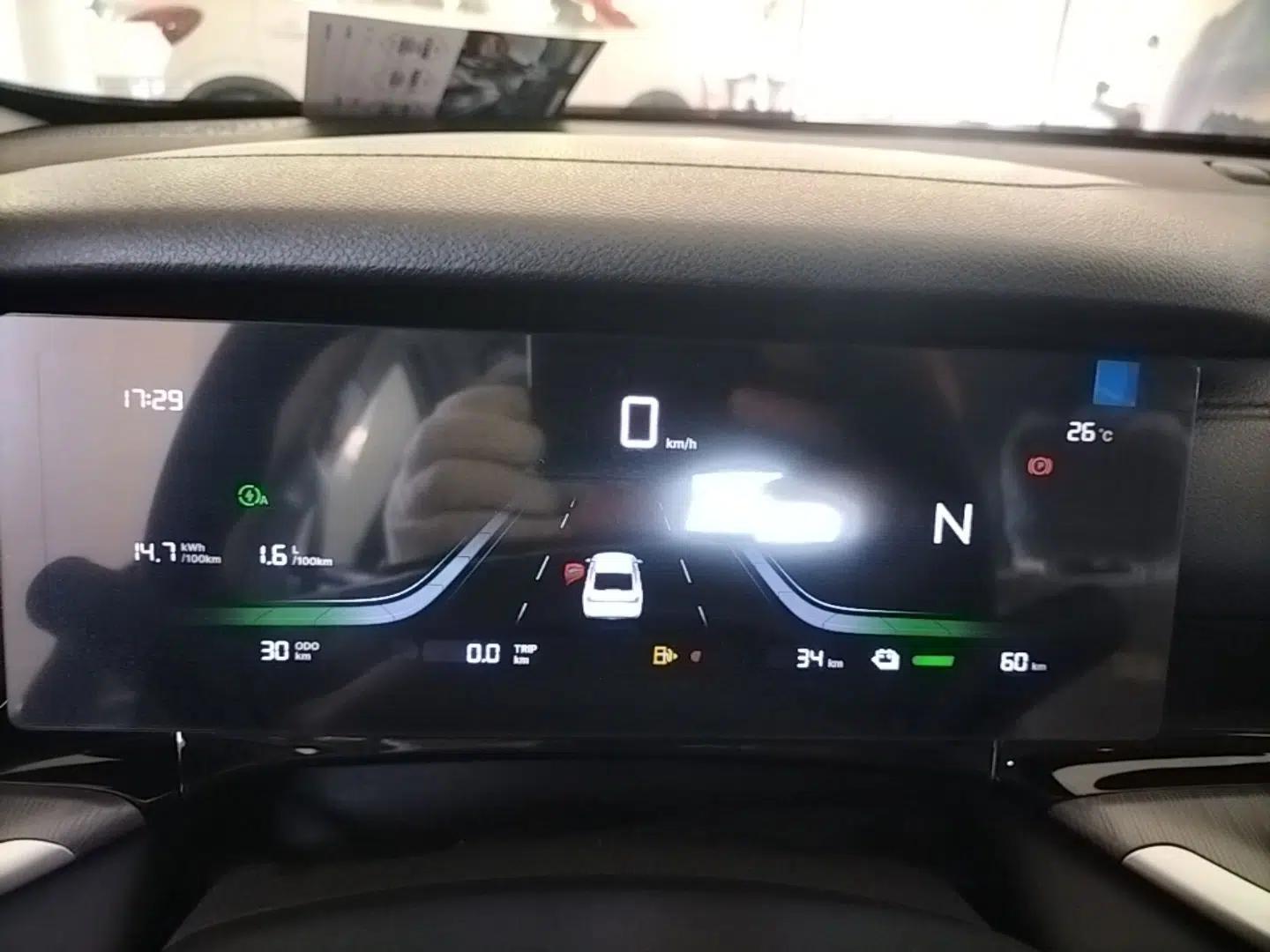 Geely Galaxy Stellar 6 2026 Model 125km Free-Style Edition — миниатюра 14
