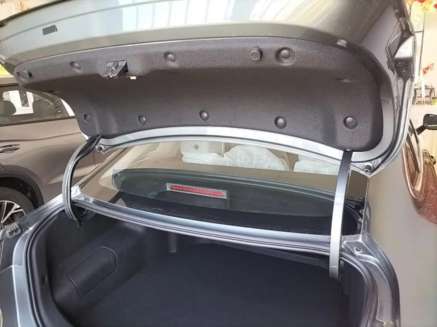 Geely Galaxy Stellar 6 2026 Model 125km Free-Style Edition — миниатюра 22