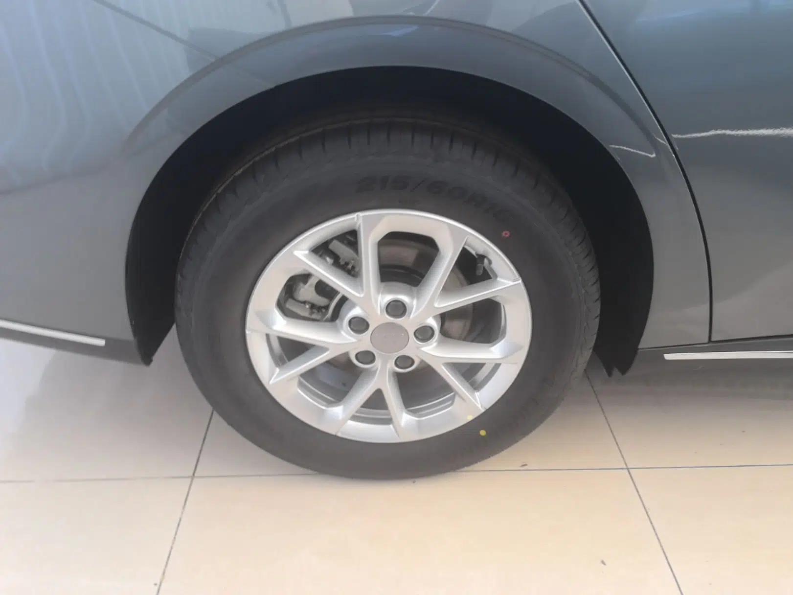 Geely Galaxy Stellar 6 2026 Model 125km Long-range Edition — миниатюра 11
