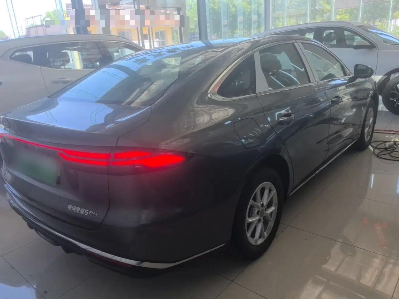 Geely Galaxy Stellar 6 2026 Model 125km Long-range Edition — миниатюра 6