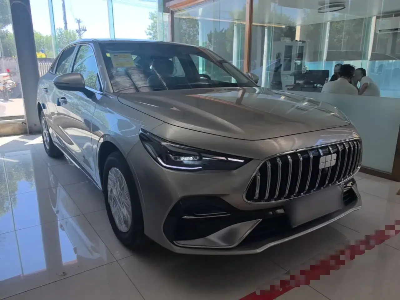 Geely Galaxy Stellar 6 2026 Model 125km Long-range Edition — миниатюра 3
