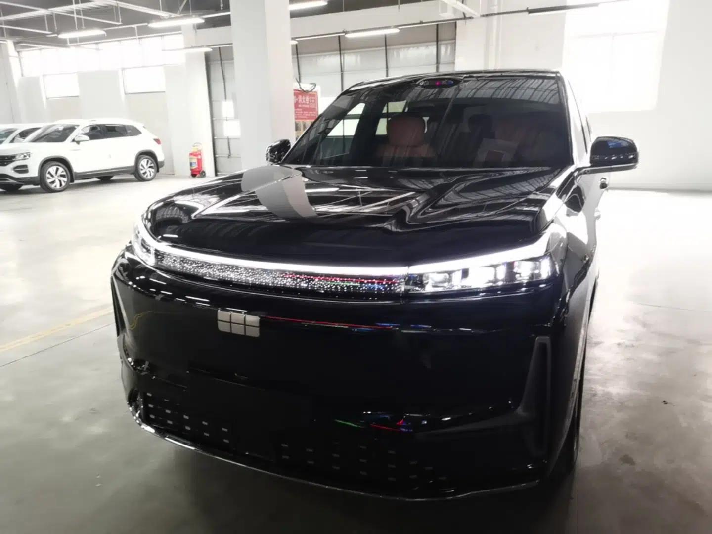 Geely Galaxy M9 2025 Model 210km Four-Wheel-Drive Leading Edition — миниатюра 2