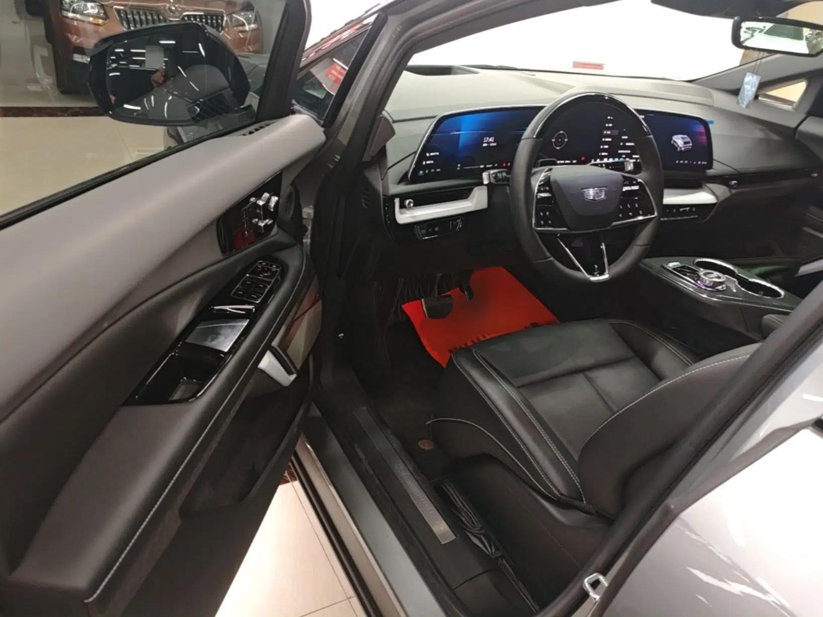 Cadillac OPTIQ 2024 Four-Wheel Drive Long-Range Version — миниатюра 18