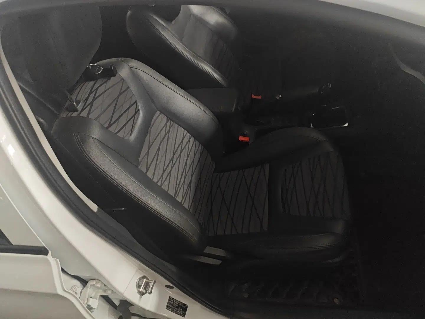 Cowin E3 2018 1.5L Manual Luxury Model — миниатюра 4