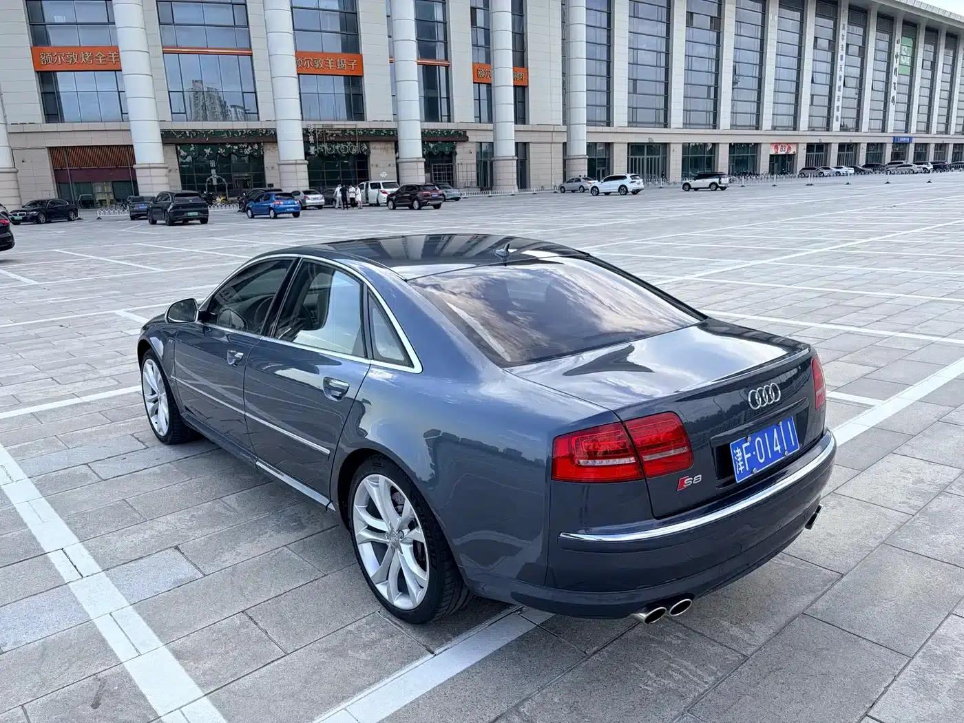 2008 Audi S8 5.2FSI quattro — миниатюра 5